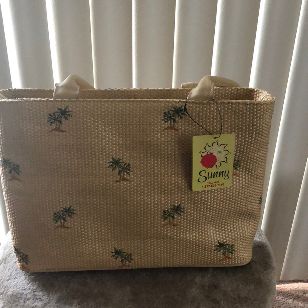 Sunny purse make in Hawaii